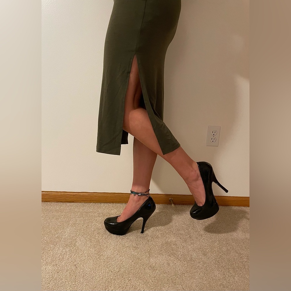 Black Patent Leather Pumps